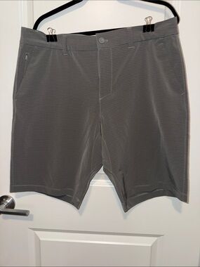 Men's Hybrid Performance Shorts — Gray